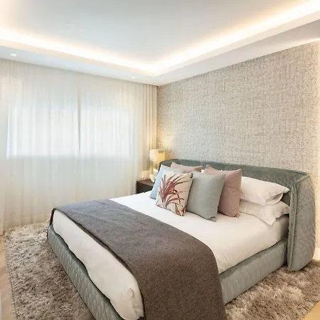 4br Penthouse Puente Romano- What'app - #0049-1551-0648-086 For Bookings! Apartment Marbella