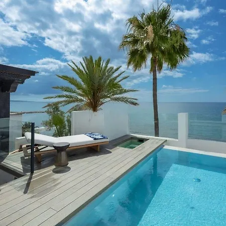 4br Penthouse Puente Romano- What'app - #0049-1551-0648-086 For Bookings! Apartment *